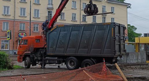 Ломовоз Услуги ломовозов от 2500 руб/час за смену взять в аренду, заказать, цены, услуги - Парабель