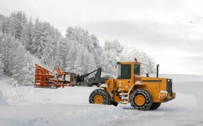 Уборка и вывоз снега спецтехникой - Северск, цены, предложения специалистов