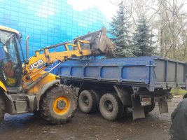 Поиск техники для вывоза и уборки строительного мусора стоимость услуг и где заказать - Тымск